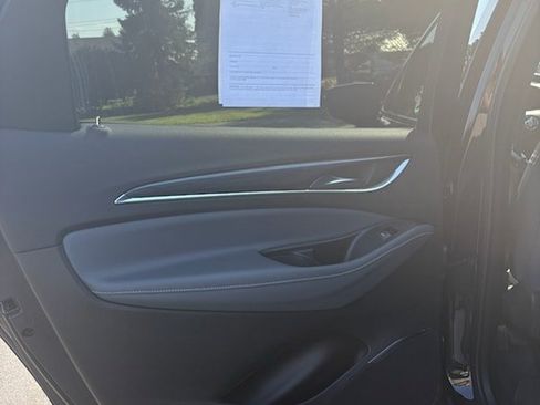 Used 2022 Buick Enclave Premium w/ Experience Buick Package image 7