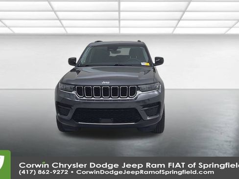 Certified 2023 Jeep Grand Cherokee Laredo image 5