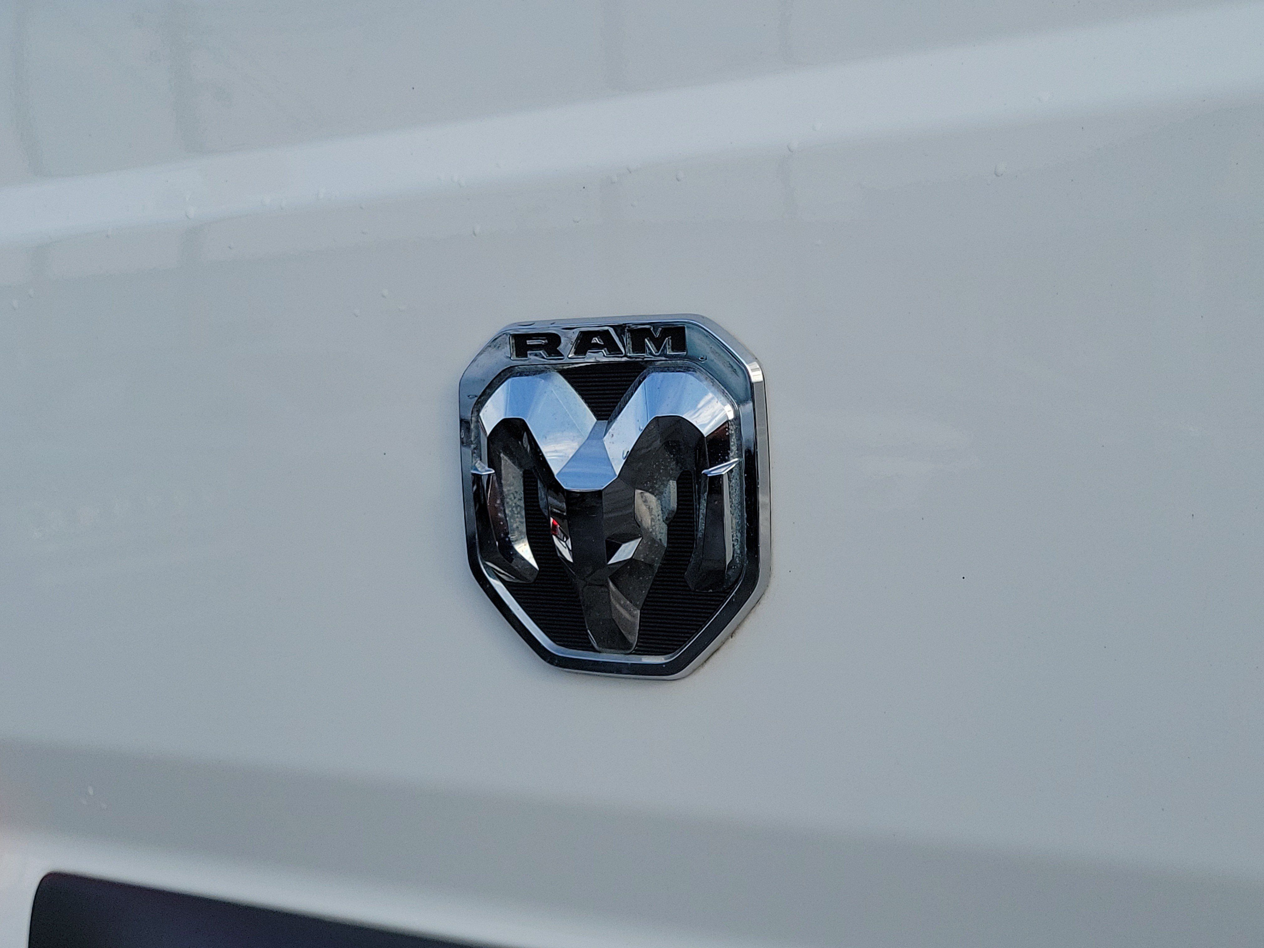 Used 2024 RAM ProMaster 2500 w/ Convenience Group FWD image 6