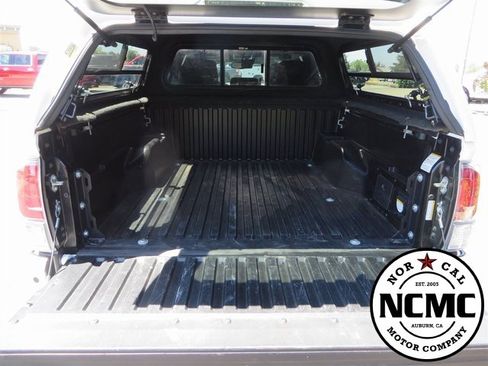 Used 2021 Toyota Tacoma TRD Sport image 36