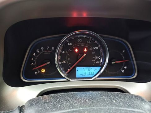 Used 2013 Toyota RAV4 Limited AWD/4WD image 11