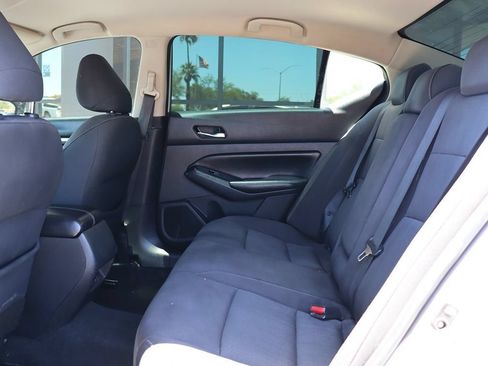 Used 2021 Nissan Altima 2.5 SV FWD image 30