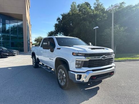 Used 2024 Chevrolet Silverado 2500 LT w/ All Star Edition AWD/4WD image 10