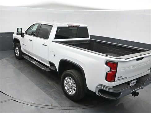 Used 2024 Chevrolet Silverado 2500 LTZ w/ LTZ Convenience Package image 35