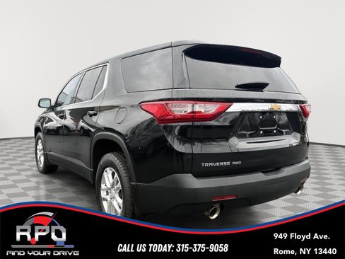 Used 2021 Chevrolet Traverse LS w/ LPO, Floor Liner Package AWD/4WD image 3