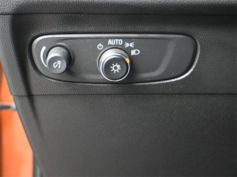 Used 2021 Buick Envision Essence image 15