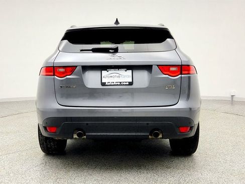 Used 2020 Jaguar F-PACE Premium image 6