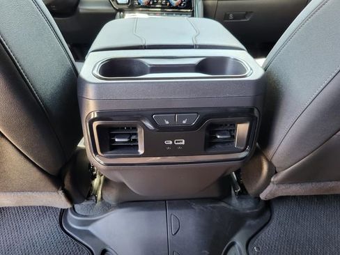 Used 2024 GMC Sierra 1500 AT4 w/ Technology Package image 18