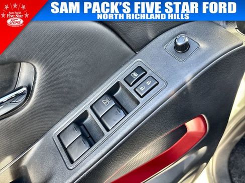 Used 2023 Nissan Frontier PRO-4X w/ Pro Convenience Package image 22