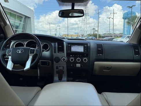 Used 2014 Toyota Sequoia Platinum RWD image 15