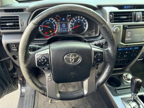 Used 2015 Toyota 4Runner Limited AWD/4WD image 17