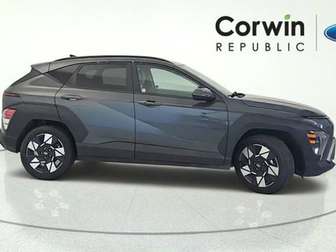 Used 2025 Hyundai Kona SEL FWD image 7
