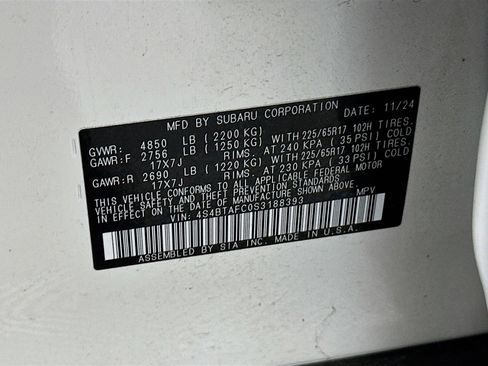 Used 2025 Subaru Outback Premium AWD/4WD image 12