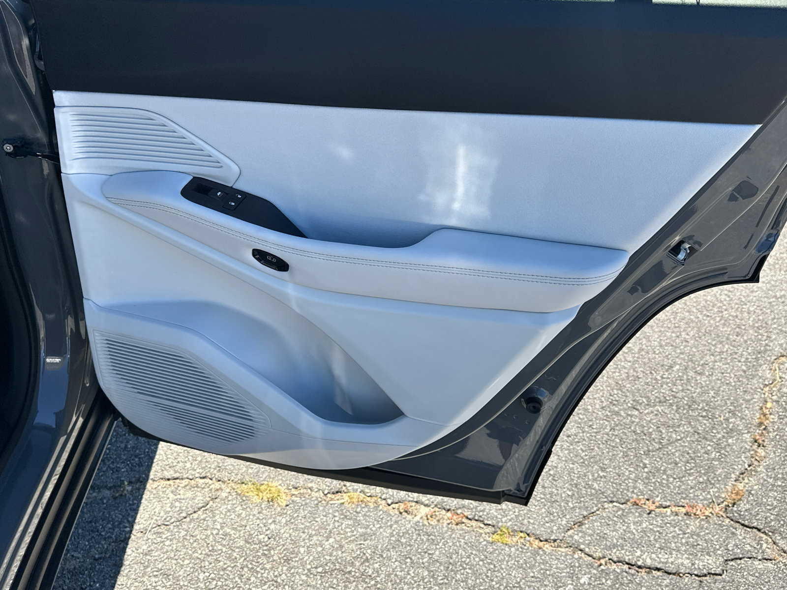 New 2026 Jeep Cherokee Laredo AWD/4WD image 17