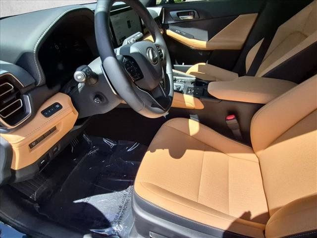 Used 2026 Lexus IS 350 F Sport w/ Accessory Package Z1 RWD image 16
