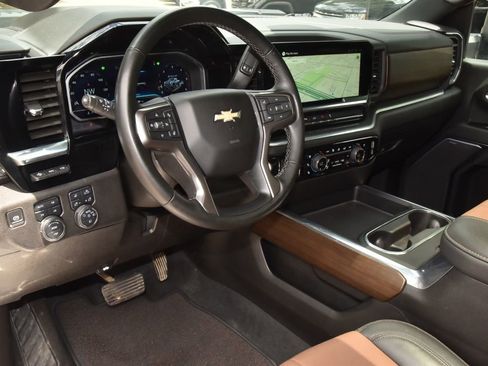 Used 2024 Chevrolet Silverado 3500 High Country w/ High Country Premium Package AWD/4WD image 36