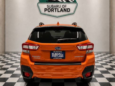 Used 2019 Subaru Crosstrek 2.0i Limited w/ Moonroof Package w/Navigation AWD/4WD image 3