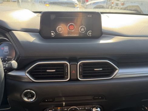 Used 2018 MAZDA CX-5 Touring w/ Preferred Equipment Package image 17