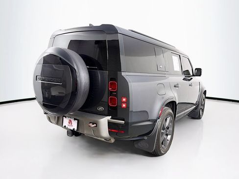 Used 2023 Land Rover Defender 130 X-Dynamic SE AWD/4WD image 10