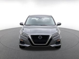 Used 2025 Nissan Altima 2.5 SV FWD video 2