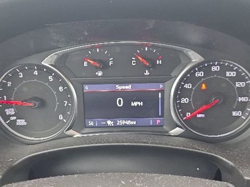 Certified 2022 GMC Terrain AT4 AWD/4WD image 6