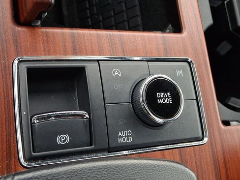 Certified 2023 Lincoln Navigator L Reserve AWD/4WD image 22