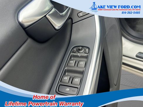 Used 2016 Volvo V60 T5 Cross Country AWD/4WD image 21