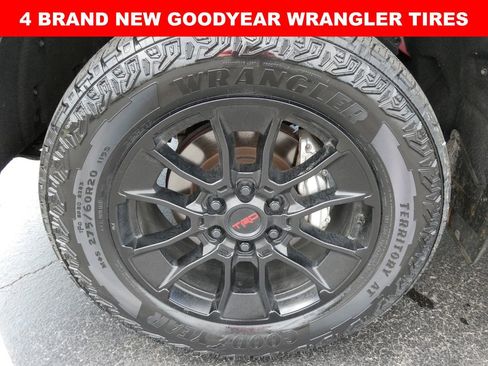 Used 2025 Toyota Tundra Limited w/ TRD Off-Road Package AWD/4WD image 4