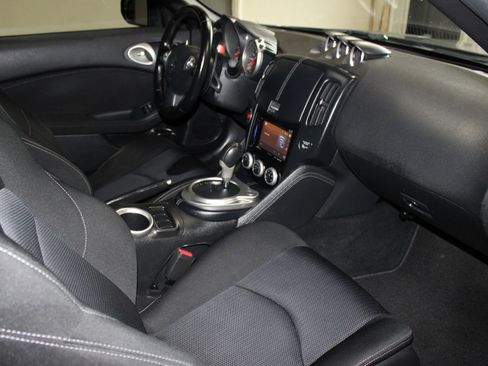 Used 2012 Nissan 370Z Coupe w/ Sport Pkg RWD image 25