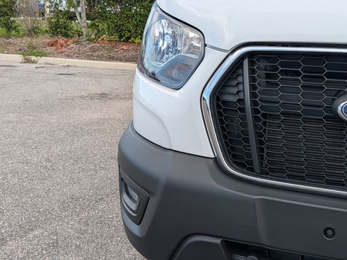 Used 2025 Ford Transit 250 Low Roof w/ Exterior Upgrade Package RWD image 9