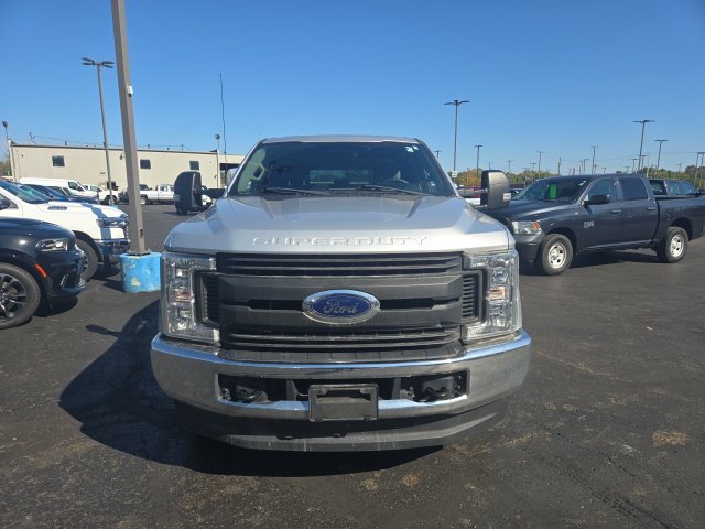 Used 2018 Ford F350 XL AWD/4WD image 2