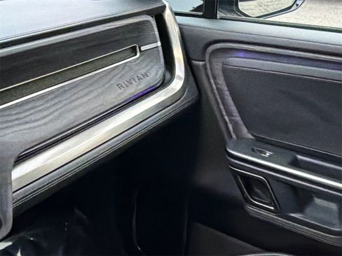 Used 2023 Rivian R1S Adventure image 36