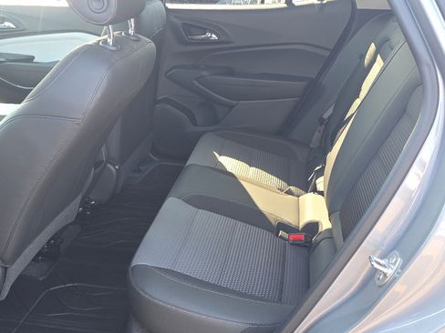 Certified 2025 Chevrolet Trax LT w/ Driver Confidence Package image 28