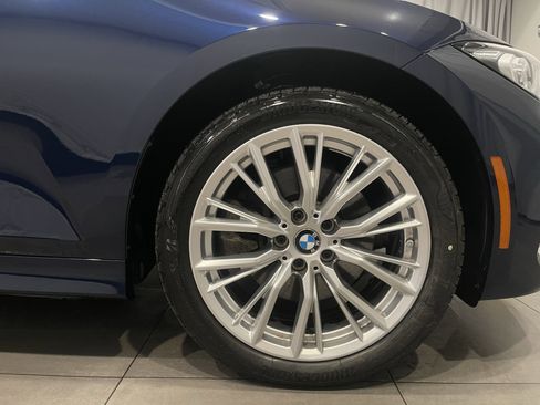 Used 2023 BMW 330i xDrive Sedan w/ Convenience Package image 11