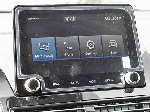 New 2024 Mitsubishi Eclipse Cross LE image 18