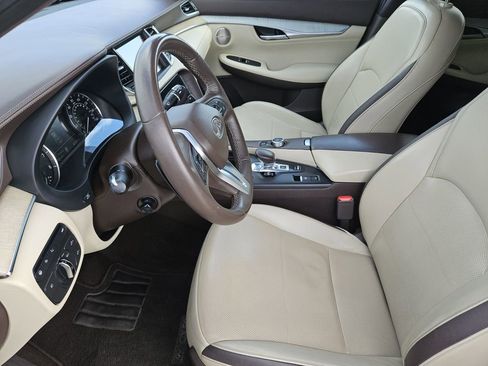 Used 2019 INFINITI QX50 Essential w/ Sensory Package FWD image 17