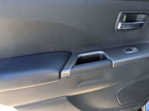Used 2025 Mitsubishi Outlander Sport SE AWD/4WD image 22