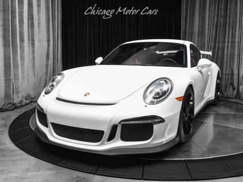 Used 2014 Porsche 911 GT3 RWD image 2