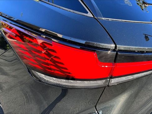 New 2026 Lexus RX 450h AWD image 12