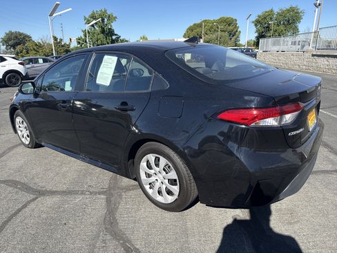Used 2024 Toyota Corolla LE FWD image 3