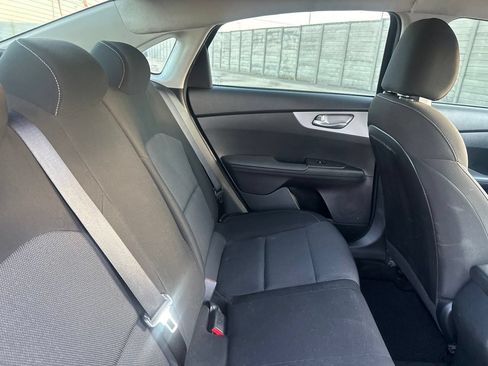 Used 2023 Kia Forte LXS FWD image 29