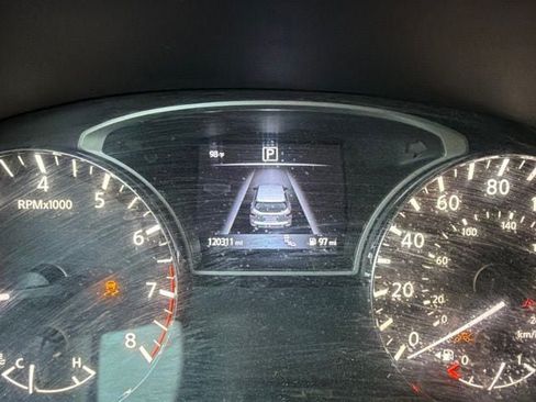 Used 2019 Nissan Pathfinder SV FWD image 16