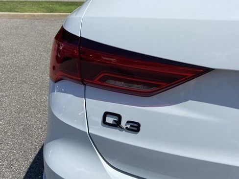 Used 2023 Audi Q3 2.0T Premium w/ Black Optic Package AWD/4WD image 33
