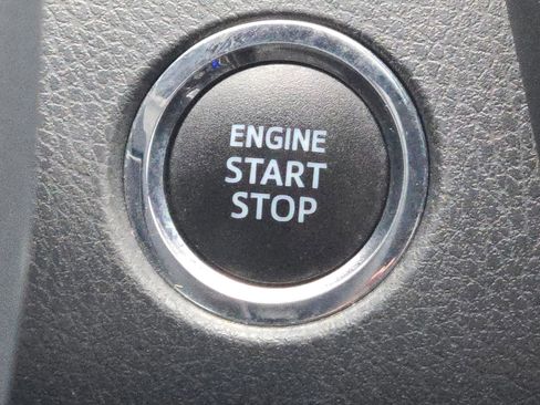 Used 2021 Toyota Camry XSE image 17