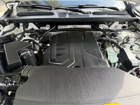 Used 2025 Audi Q5 Premium AWD/4WD image 46