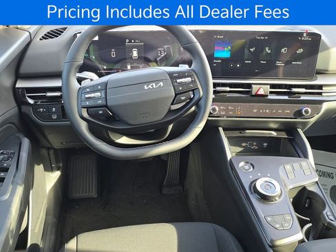 New 2026 Kia Sportage S AWD/4WD image 11