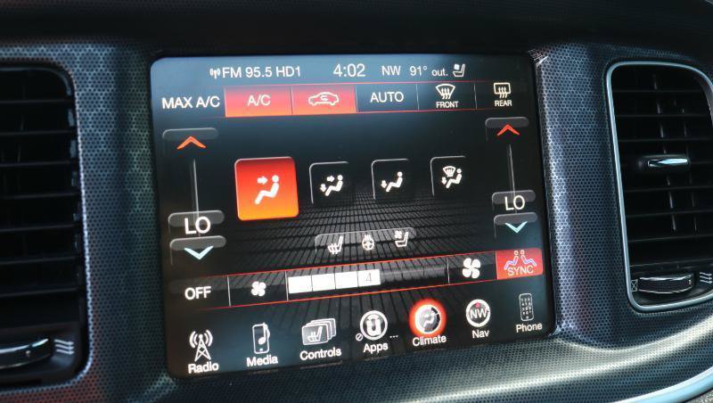 Used 2016 Dodge Charger R/T Scat Pack w/ Beats Audio Group RWD image 12