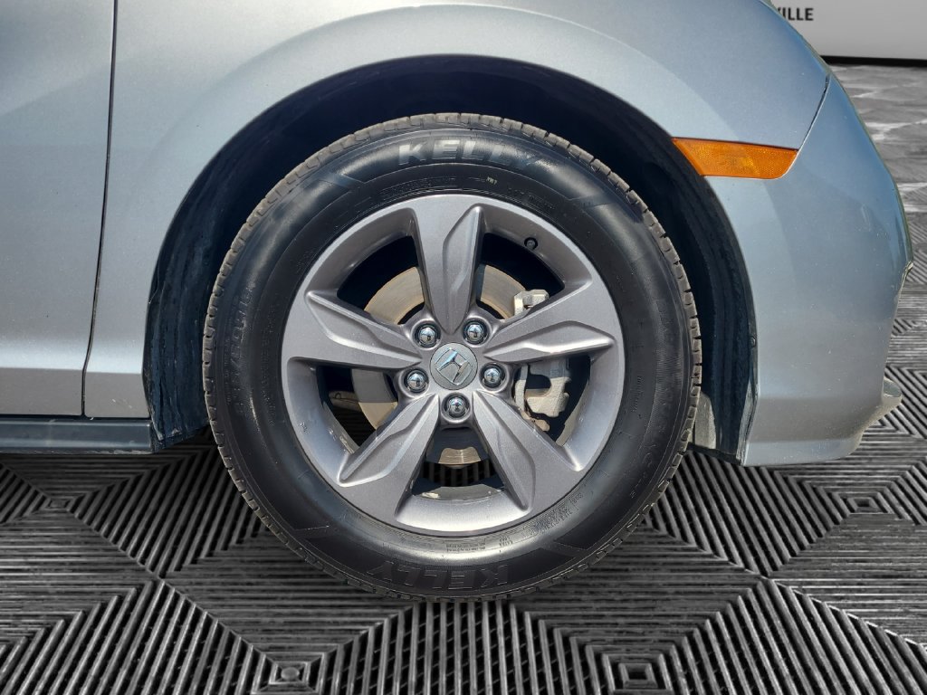 Used 2021 Honda Odyssey EX image 16