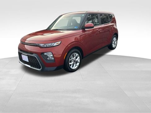 Used 2022 Kia Soul LX w/ Technology Package image 7