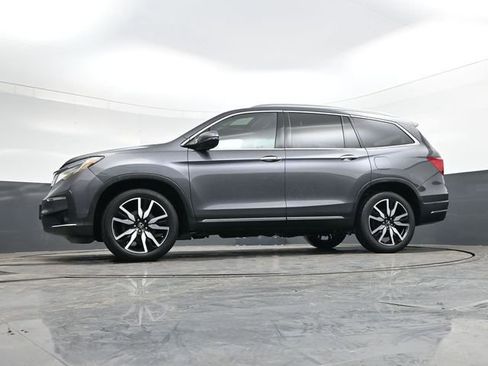 Used 2019 Honda Pilot Touring image 32